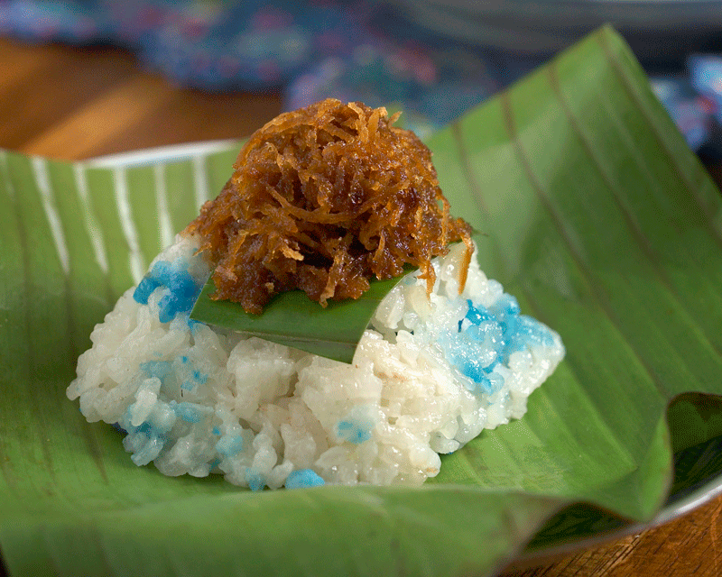 traditional-nyonya-kuih-malaysia