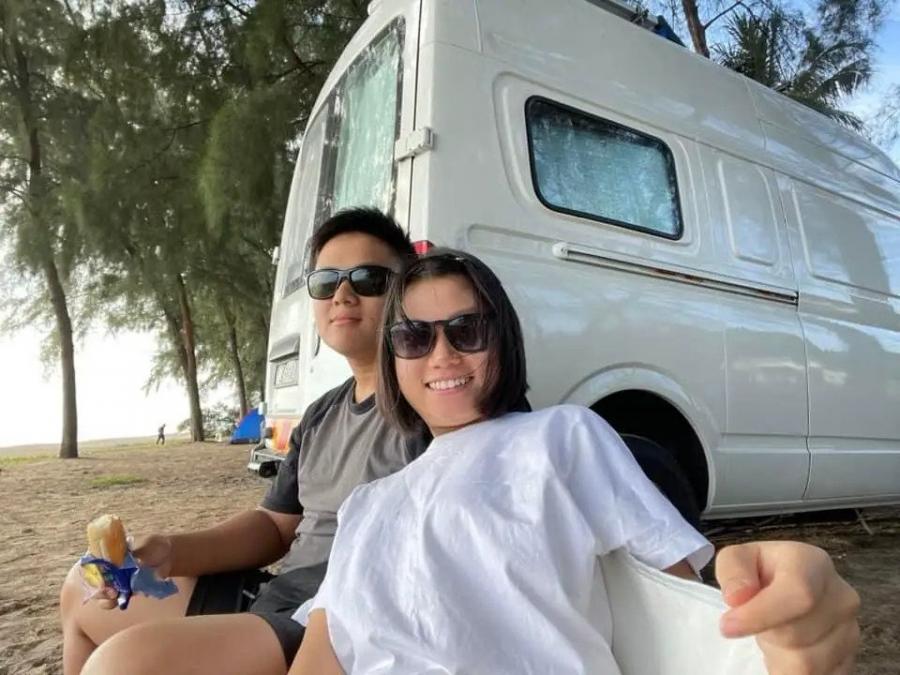 malaysia-couple-quit-job- campervan-travel