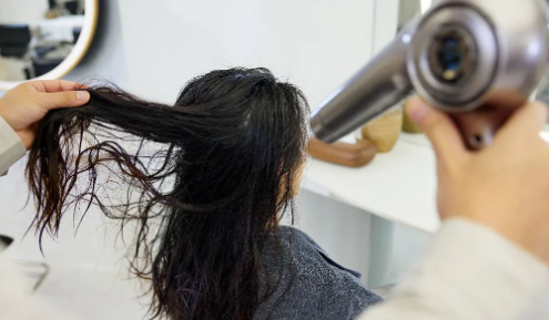 correct-ways-to-use-hair-dryer