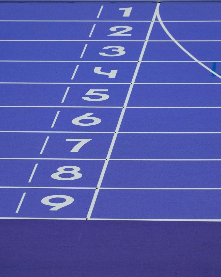 Paris-Olympic-purple-track