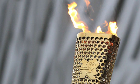 ZhaoLuSi-Paris-Olympic-torchbearer-