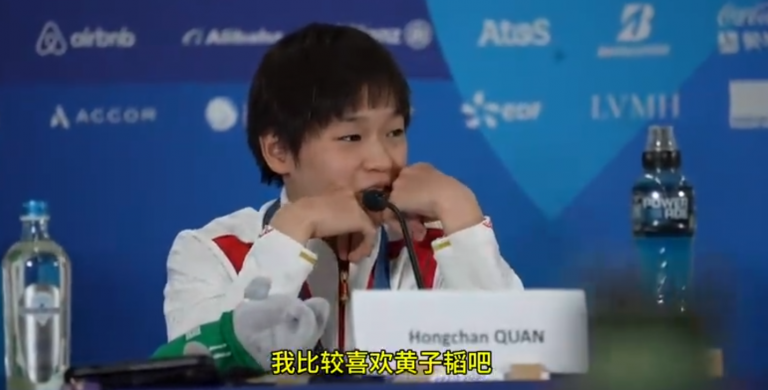 Quan-Hongchan-favourite-idol