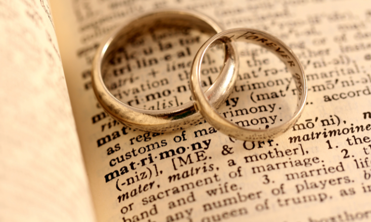 2025-best-day-for-wedding