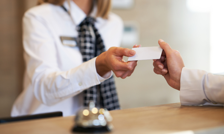 put-hotel-room-service-card-highrisk