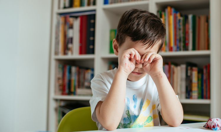 kid-game-console-eyes-affected-