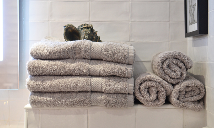 towel-line-Dobby-Border-