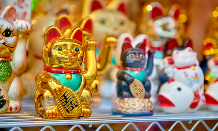 green-snake-year-ghost-month-4-zodiac-momey-come-