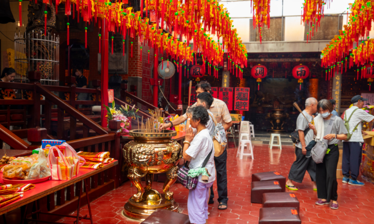 ghost-month-pu-du-bai-bai-taboos