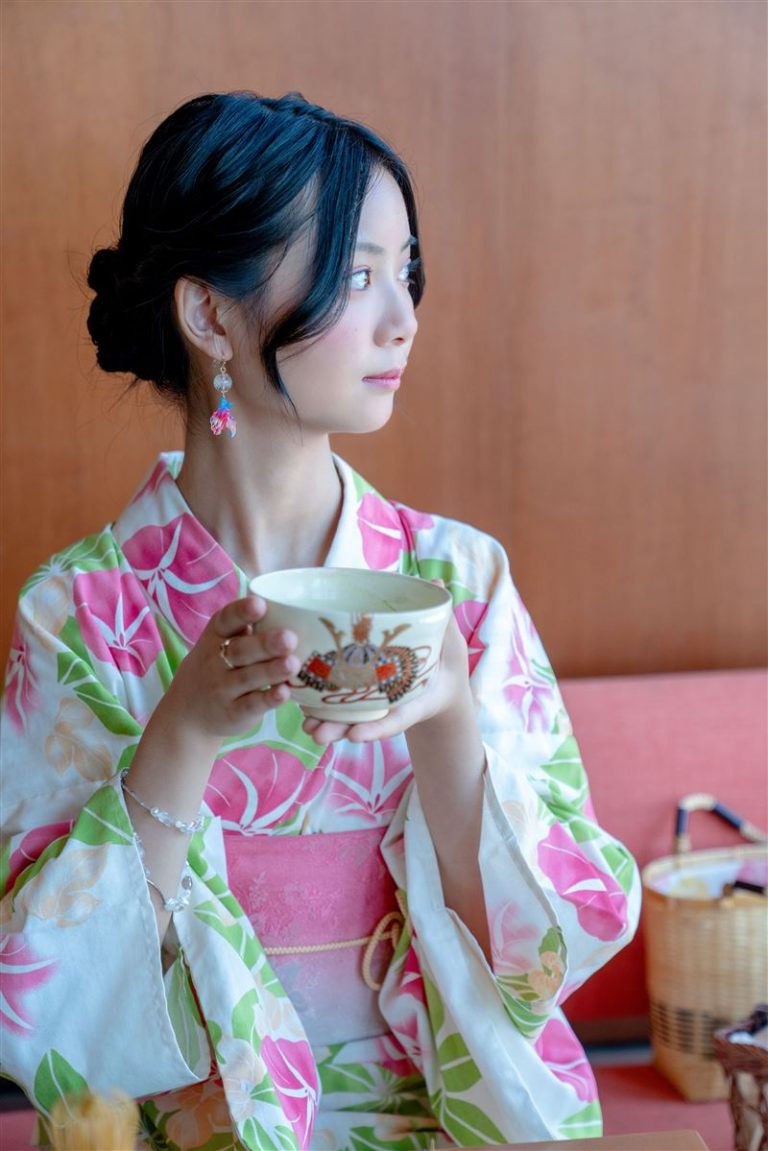 taiwan-actress-roseyu-grown-up