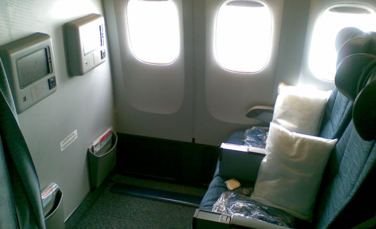 long-haul-flight-choose-seat