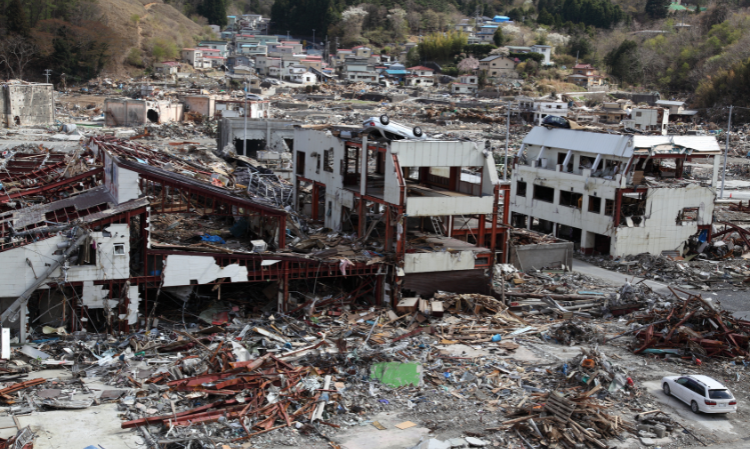 japan-311-earthquake-found-body