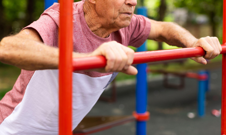 old-man-extreme-exercise-dead