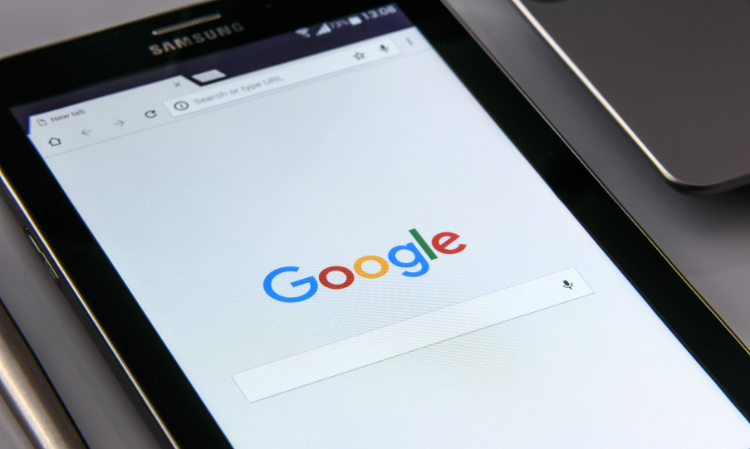 google-discontinuing-dark-web-report