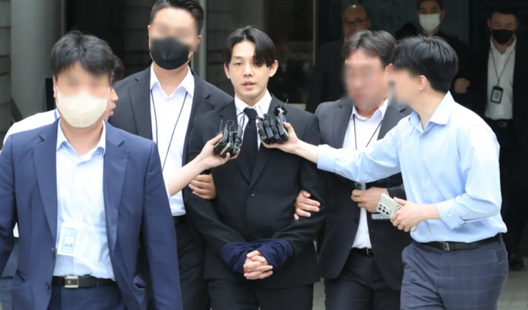 KDrama-Actor-Spotted-At-Club