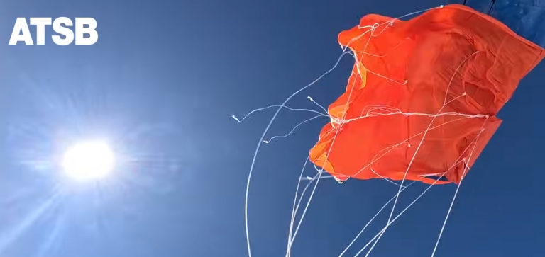 parachute-get-stuck-tailplane