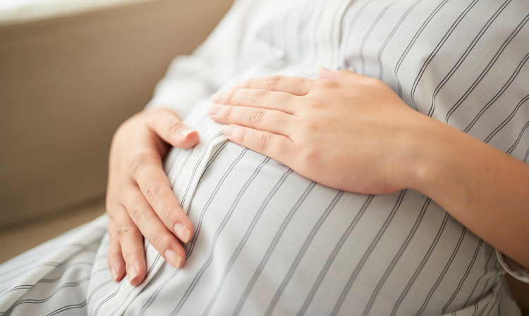 stomach-pain-half-an-hour-became-mother
