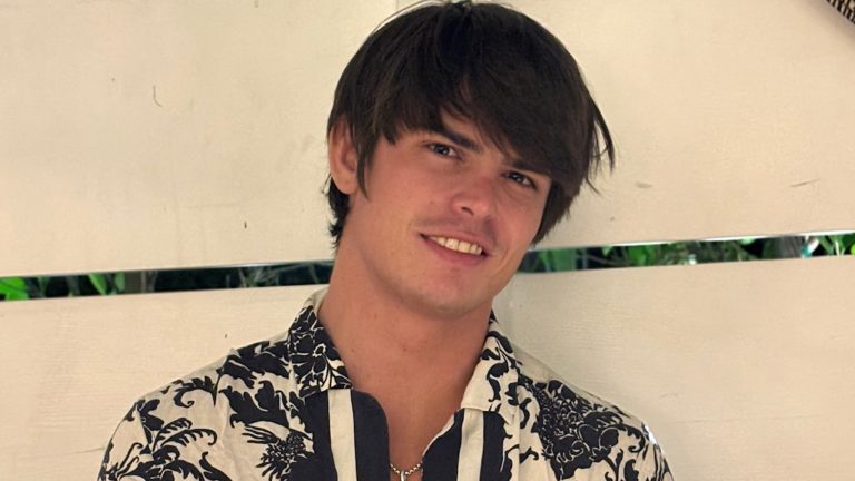 American-celebrity-Seth-Peterson-passes-away
