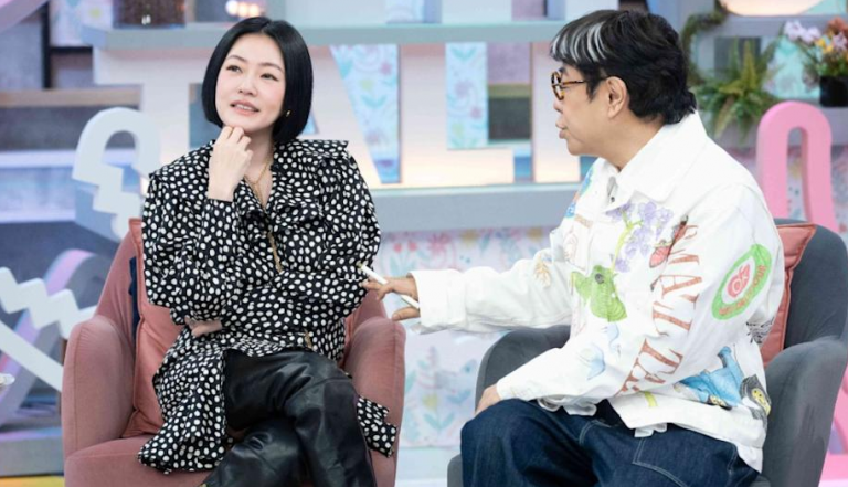 DeeHsu-talk-about-sister-japan-trip