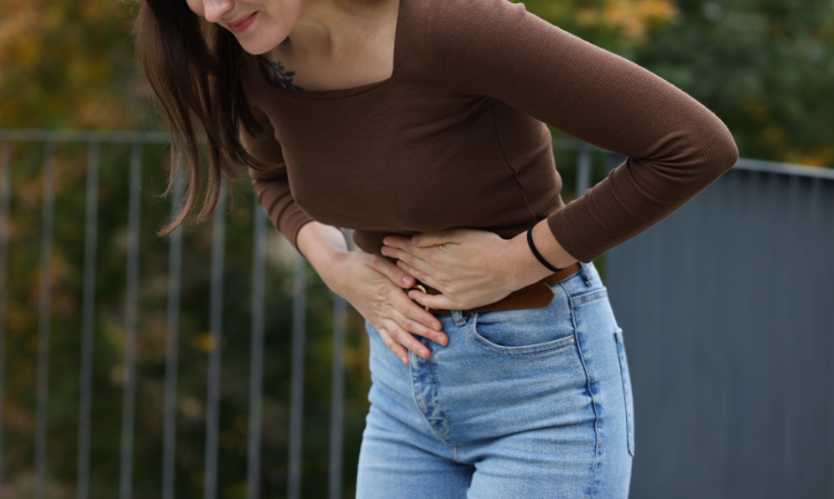 Bloating-gastric-cancer-two-bad-habbits