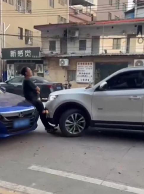 china-accident-argument