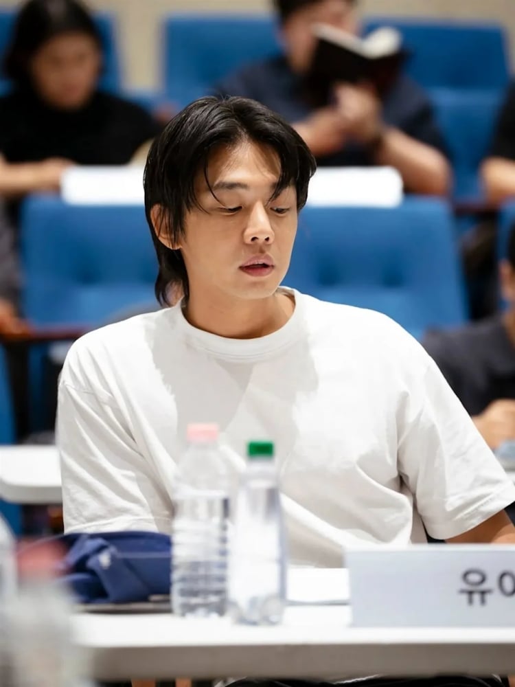 korean-actor-Yoo-Ah-in-comeback-