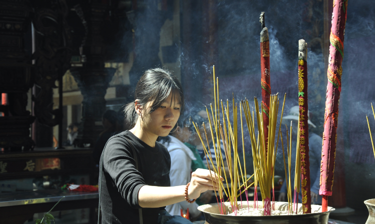 Ksitigarbha-Birthday-Who-Should-Pray
