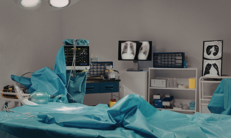 operating-room-blue-green-colour-reason