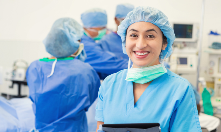 operating-room-blue-green-colour-reason