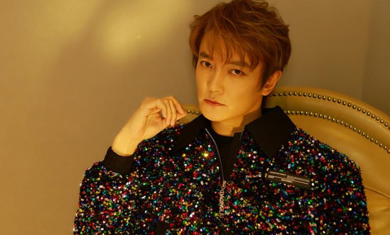 taiwanese-singer-RealHuang-not-happy-after-retirement