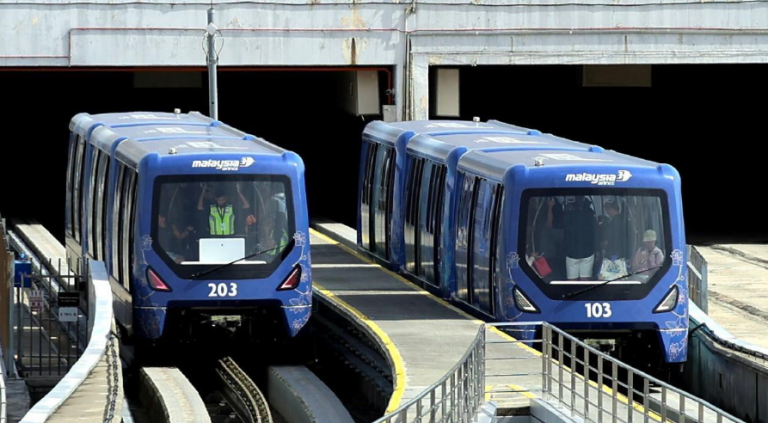 KLIA-Aerotrain-stop-service
