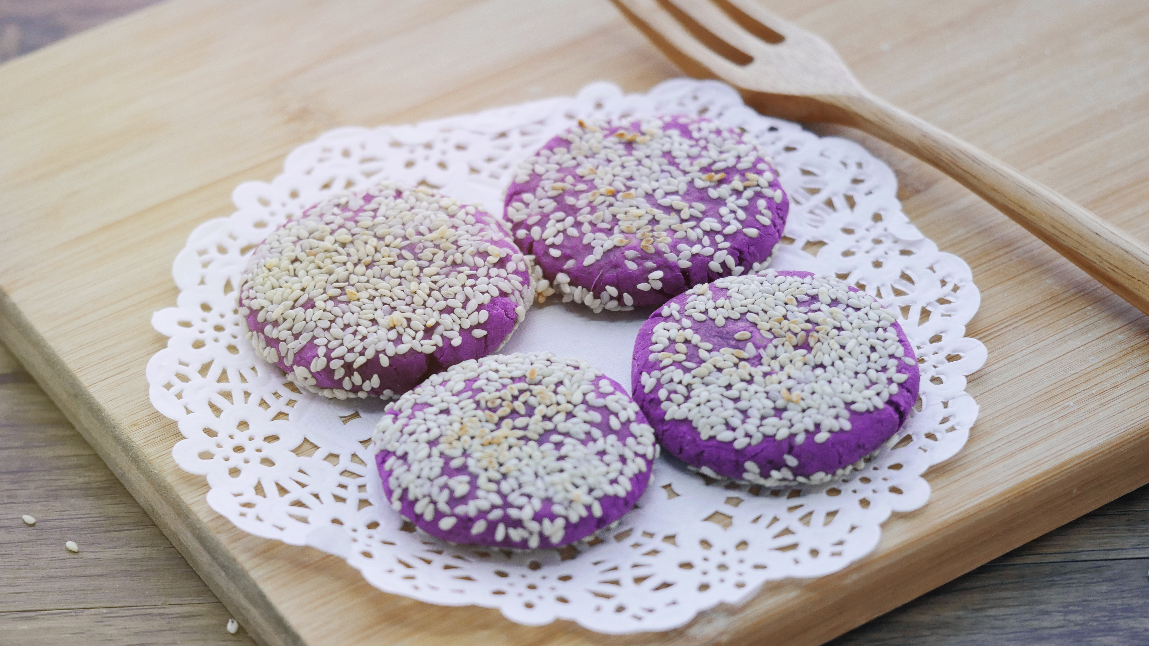 紫薯芝士饼怎么做_紫薯芝士饼的做法视频_复古米米_豆果美食